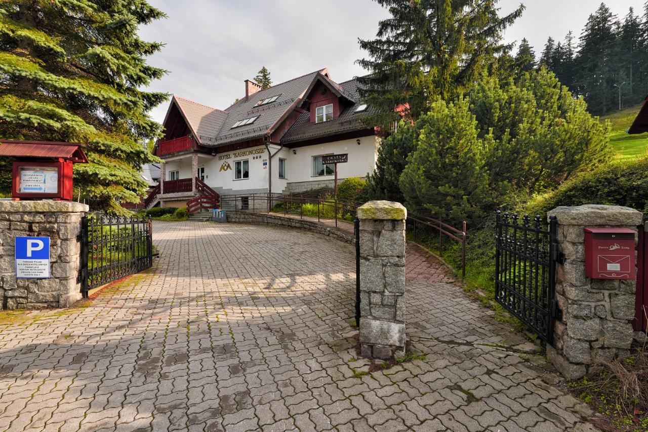 Hotel Karkonosze كارباش المظهر الخارجي الصورة